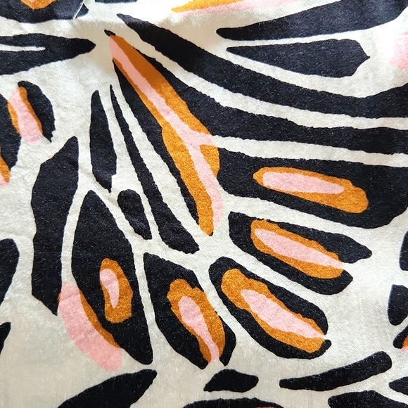 NWOT Tribal size S tango design 3/4 sleeve blouse - Picture 6 of 6